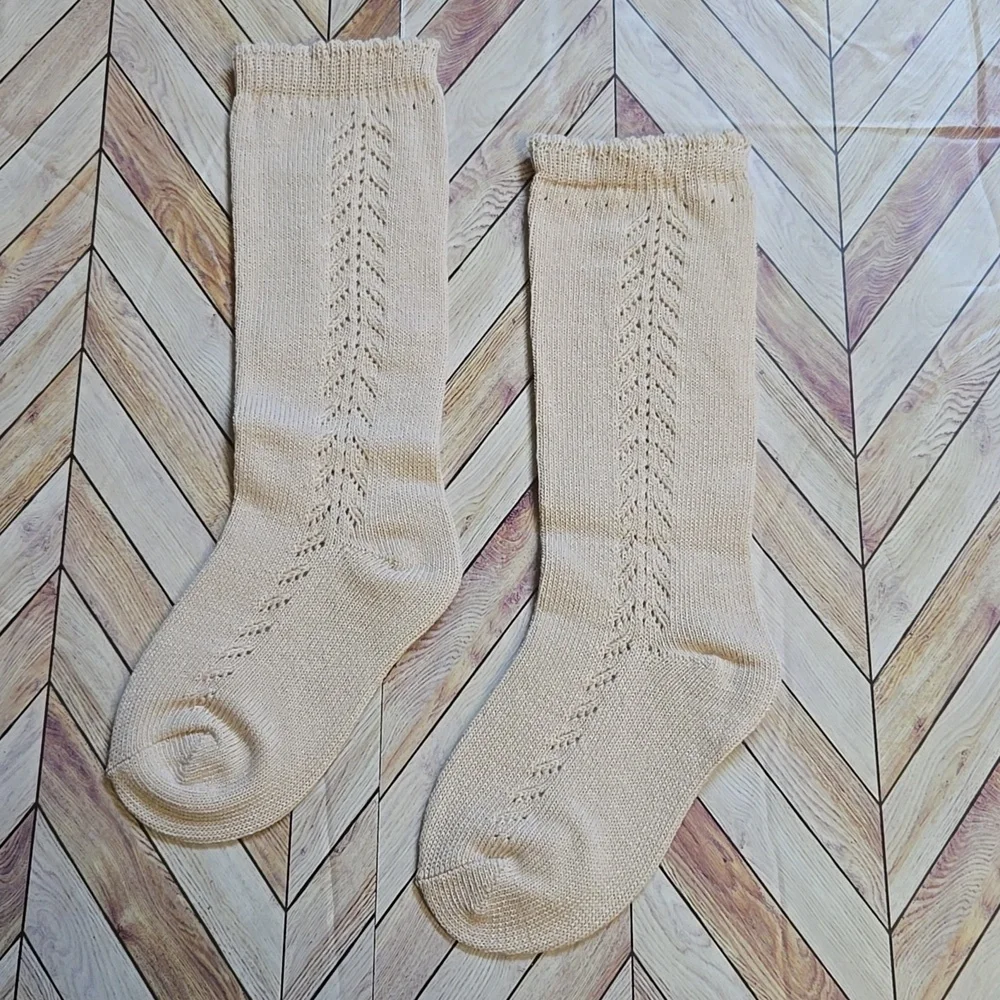 Toddler Girl Beige Knit Knee High Socks Vintage Style Holiday Neutral Accessory